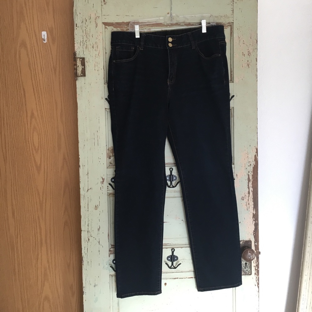 Lane Bryant High Rise Straight Leg Jeans 18